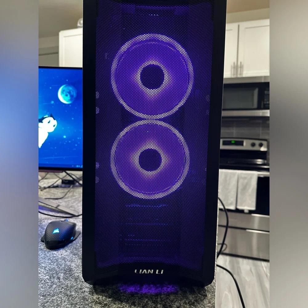 Gaming PC Setup w/Monitor For Sale !!